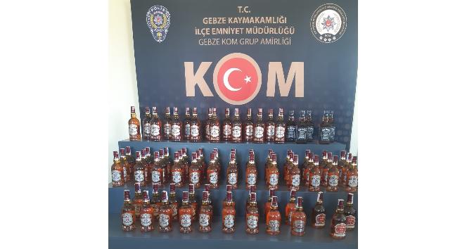 91 şişe gümrük kaçağı alkol ele geçirildi