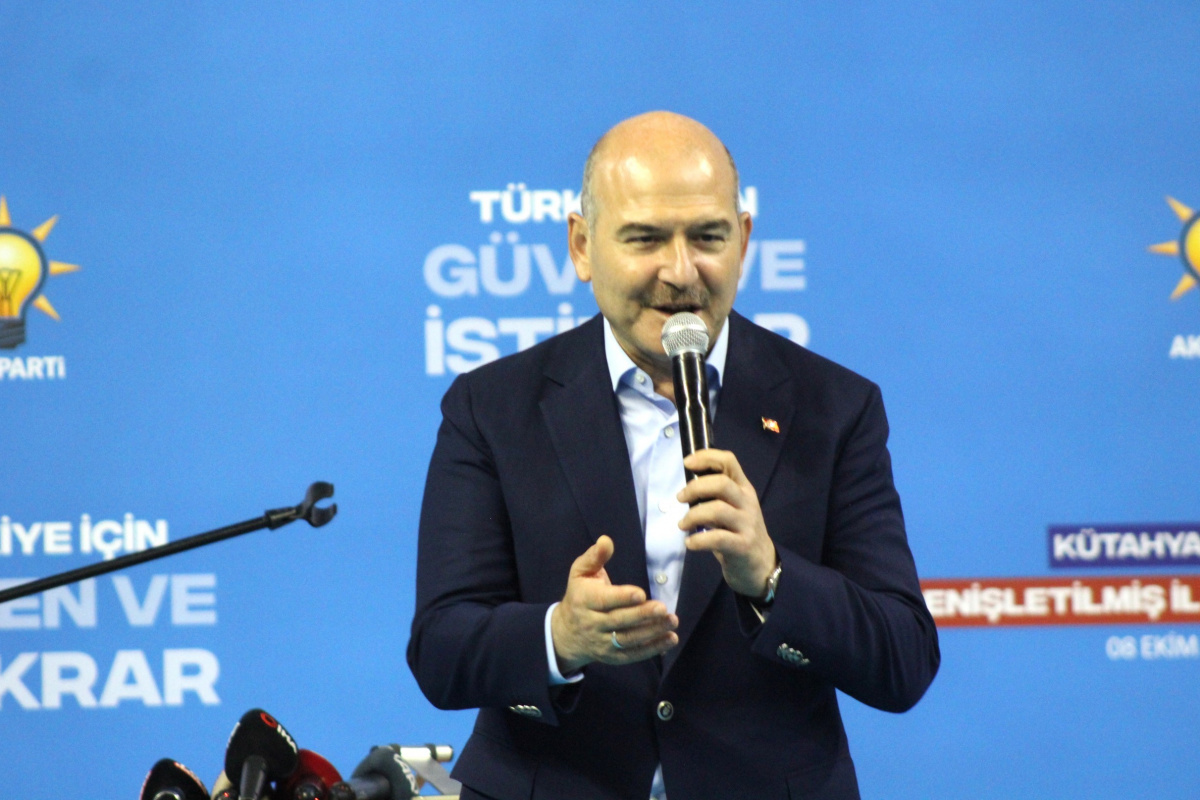 Bakan Soylu: 'Talimatımdır, uyuşturucu satıcısını bulduğunuz an ayaklarını kırın'