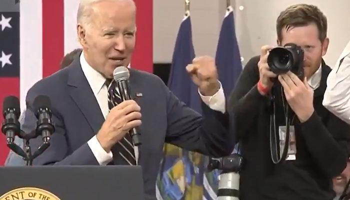 Biden sevinçten havalara uçtu! Resmi görüşmeyi yarıda bırakıp mikrofona sarıldı: 