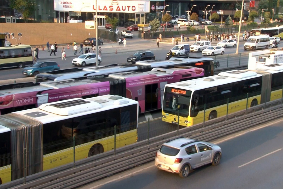 İstanbul'da toplu ulaşıma zam teklifine ret!