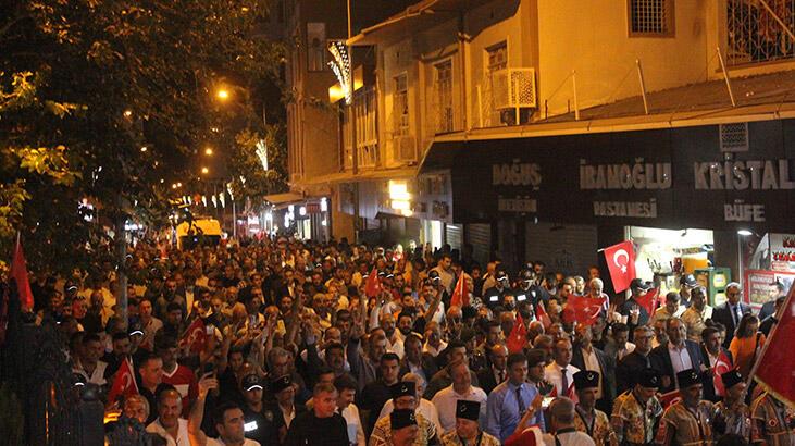 Kilis’te '15 Temmuz' kortej yürüyüşü yapıldı