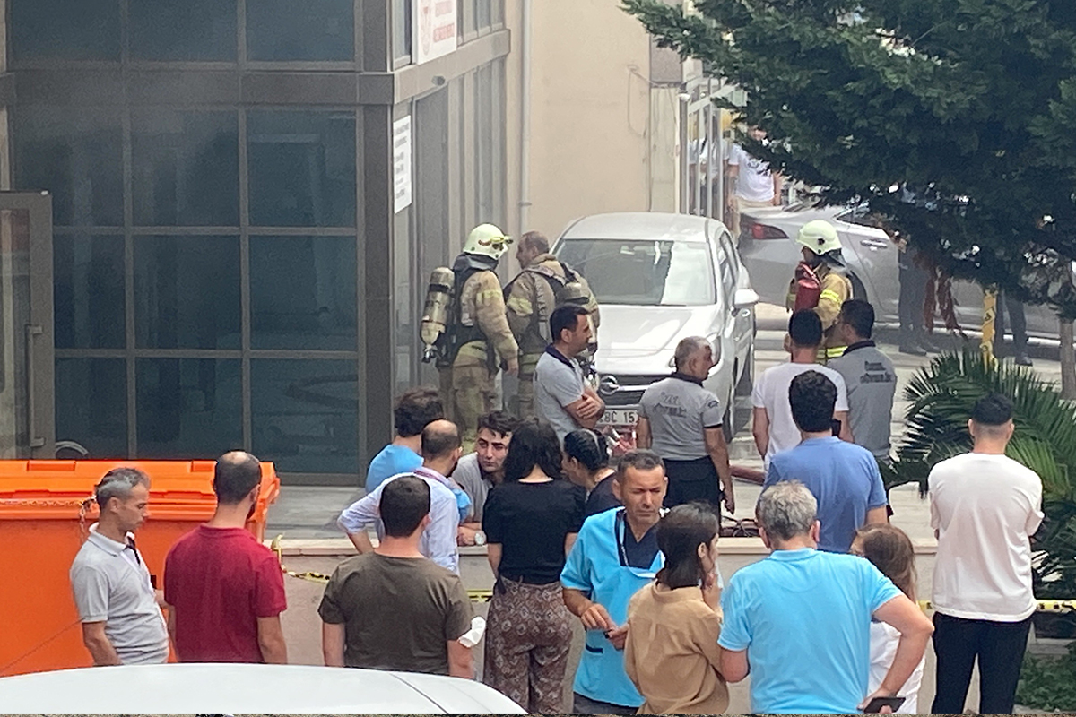 Sait Çiftçi Devlet Hastanesi'nin ek hizmet binasında yangın